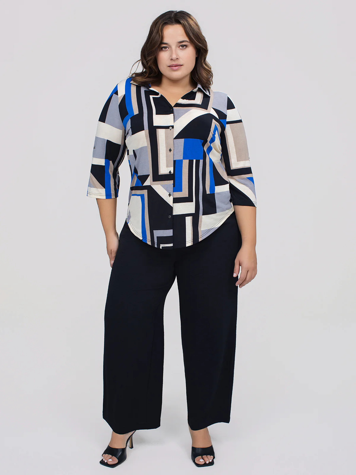 Blouse à manches 3/4 avec boutons - Image 2