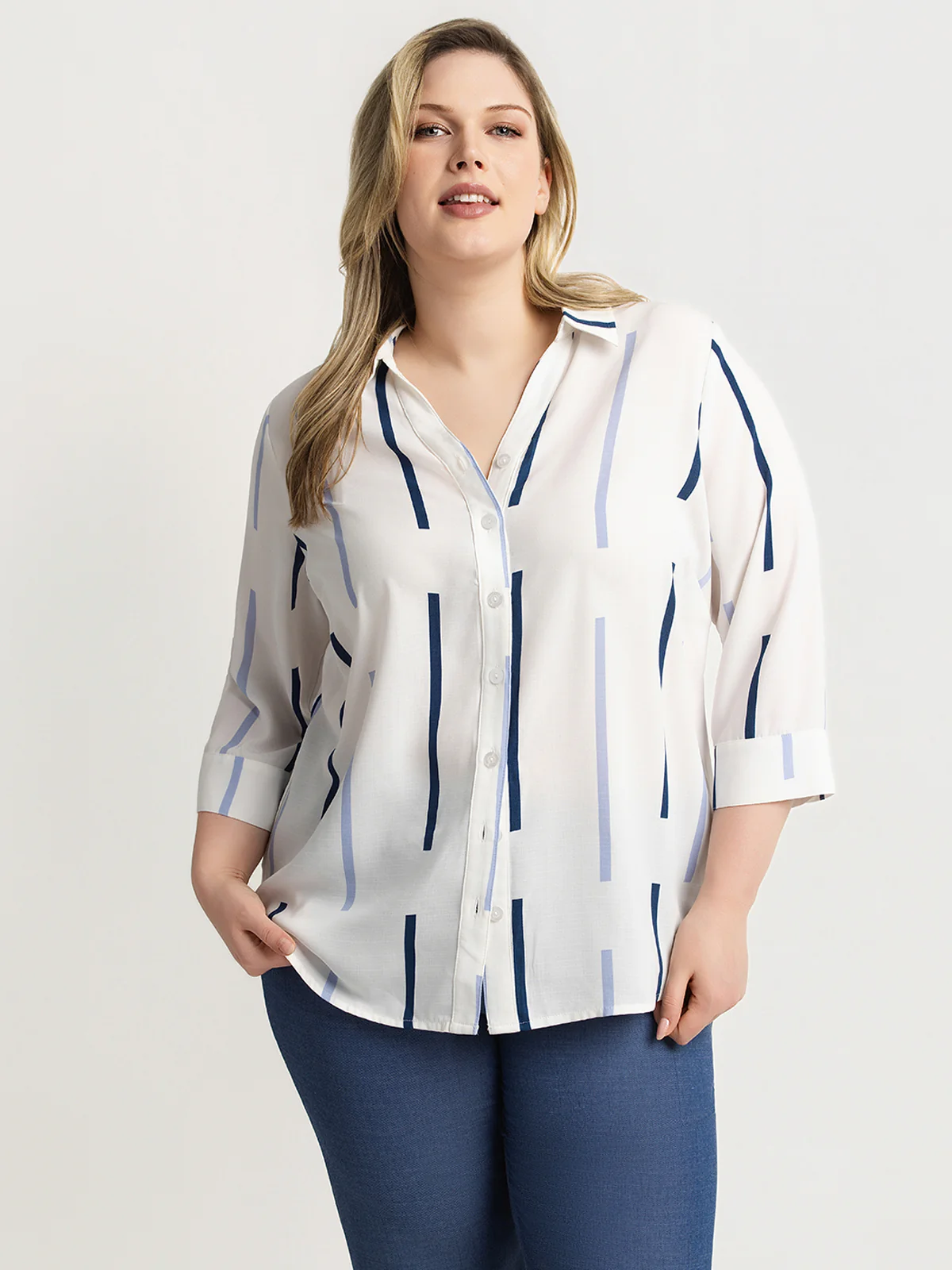 Blouse à manches 3/4 avec boutons
