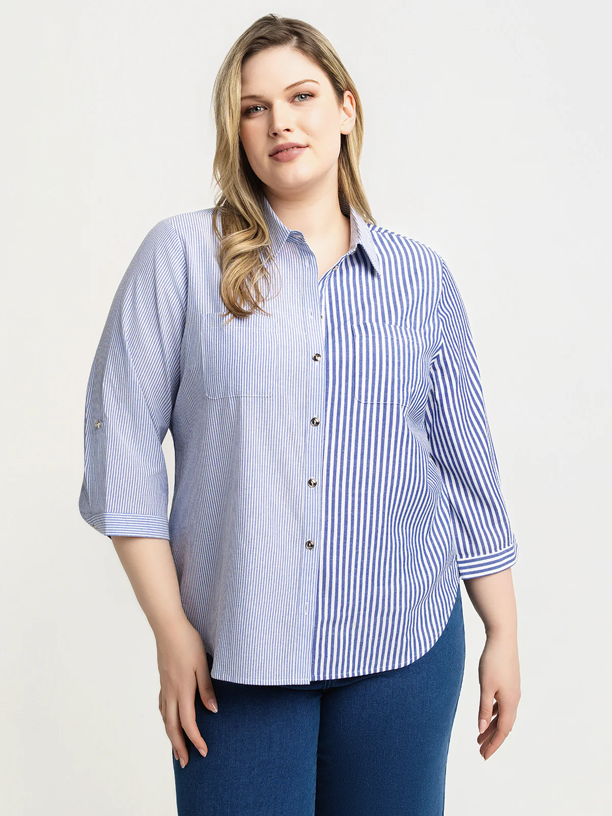 Blouse à manches 3/4 avec boutons - Image 2