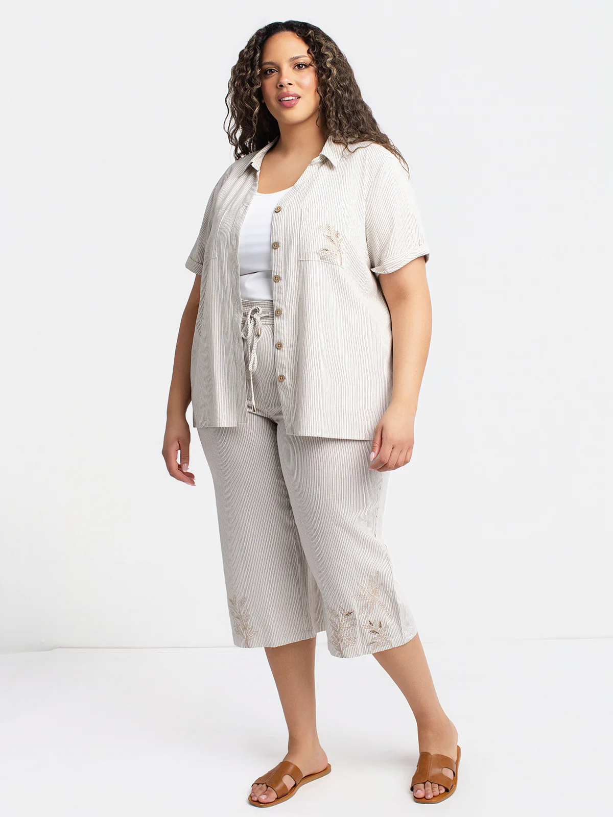 Blouse à manches courtes avec boutons - Image 2