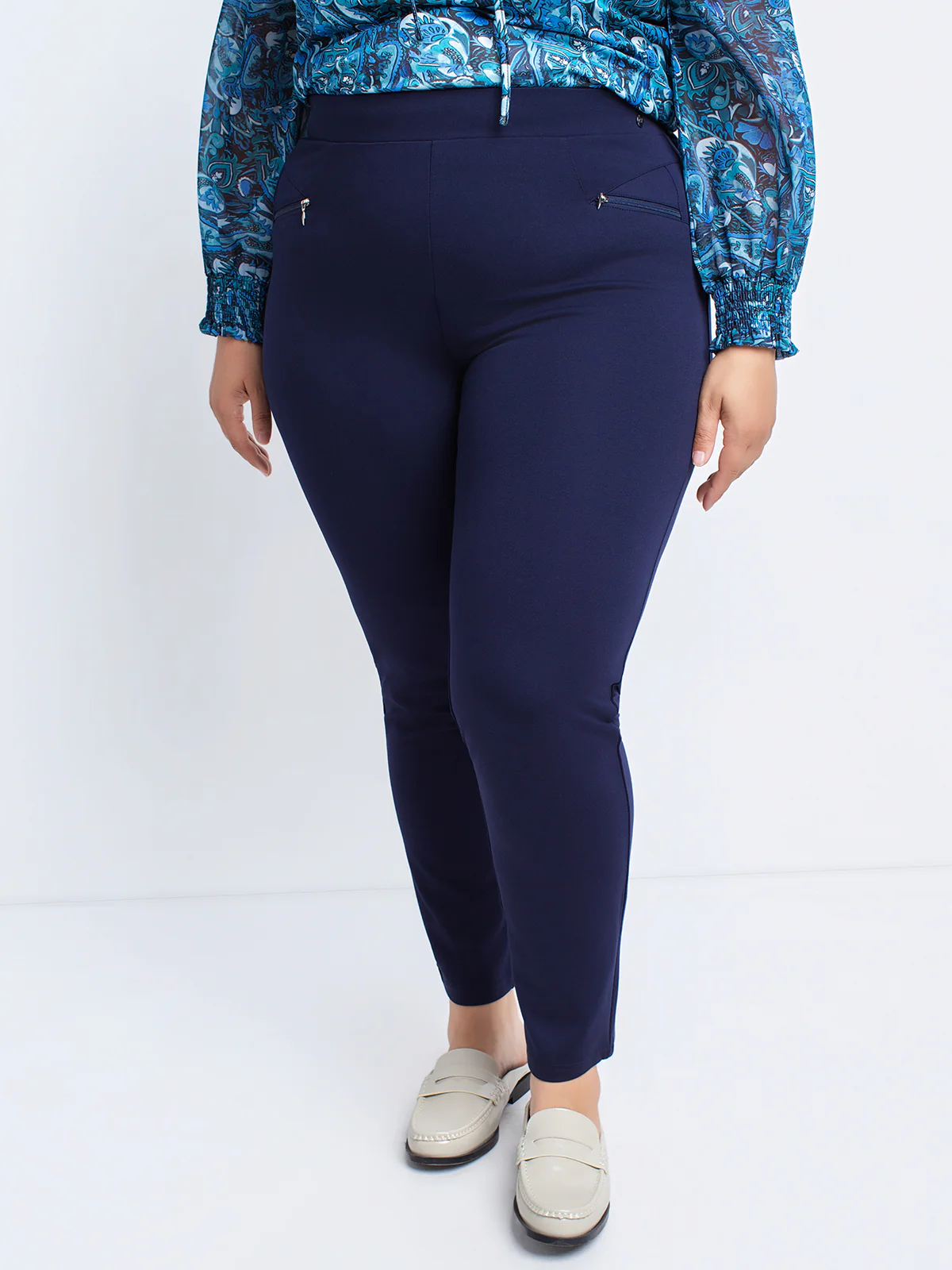 Pantalon ajusté à enfiler - Image 6