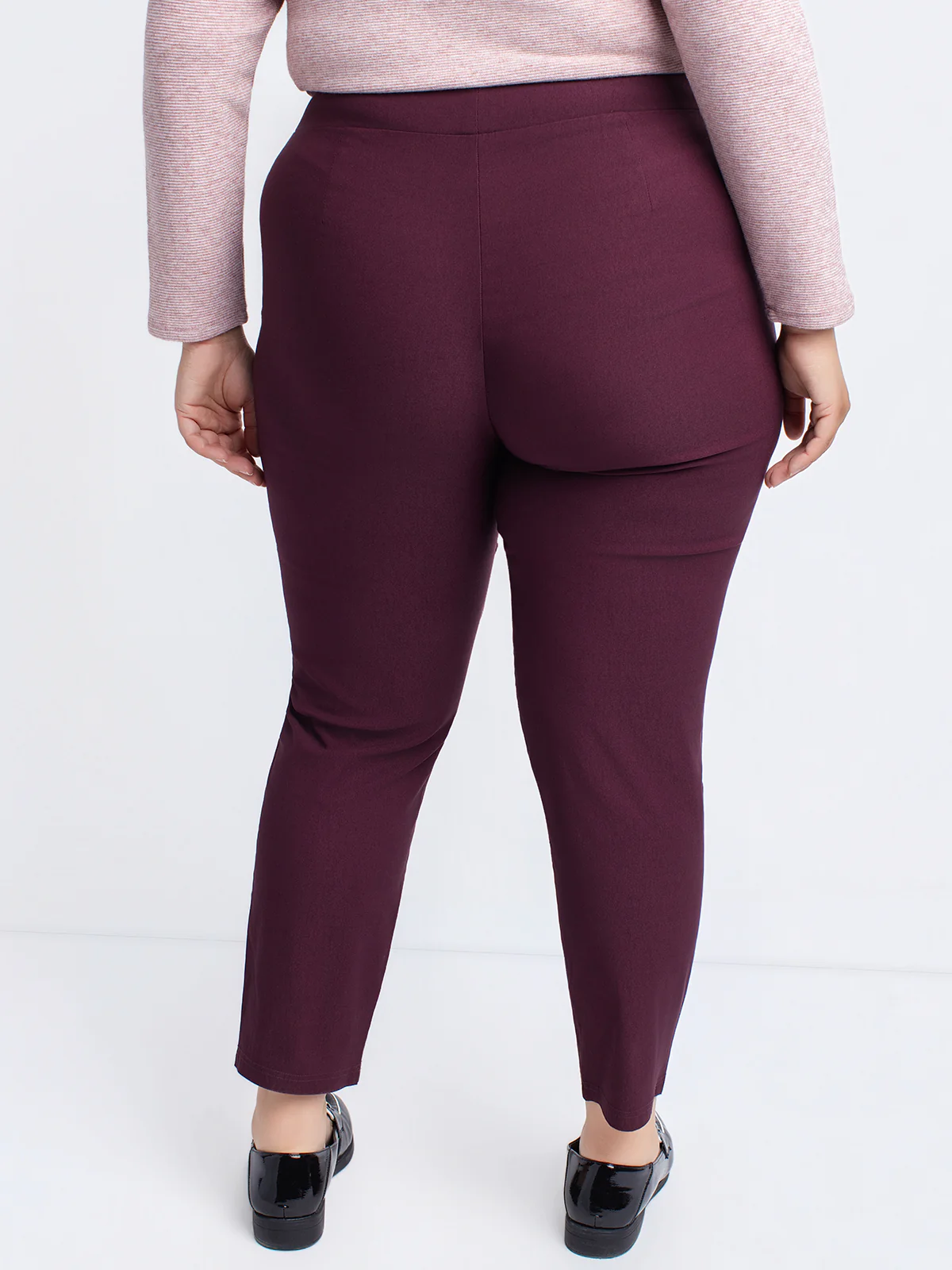 Pantalon étroit ajusté à enfiler - Petite - Image 22